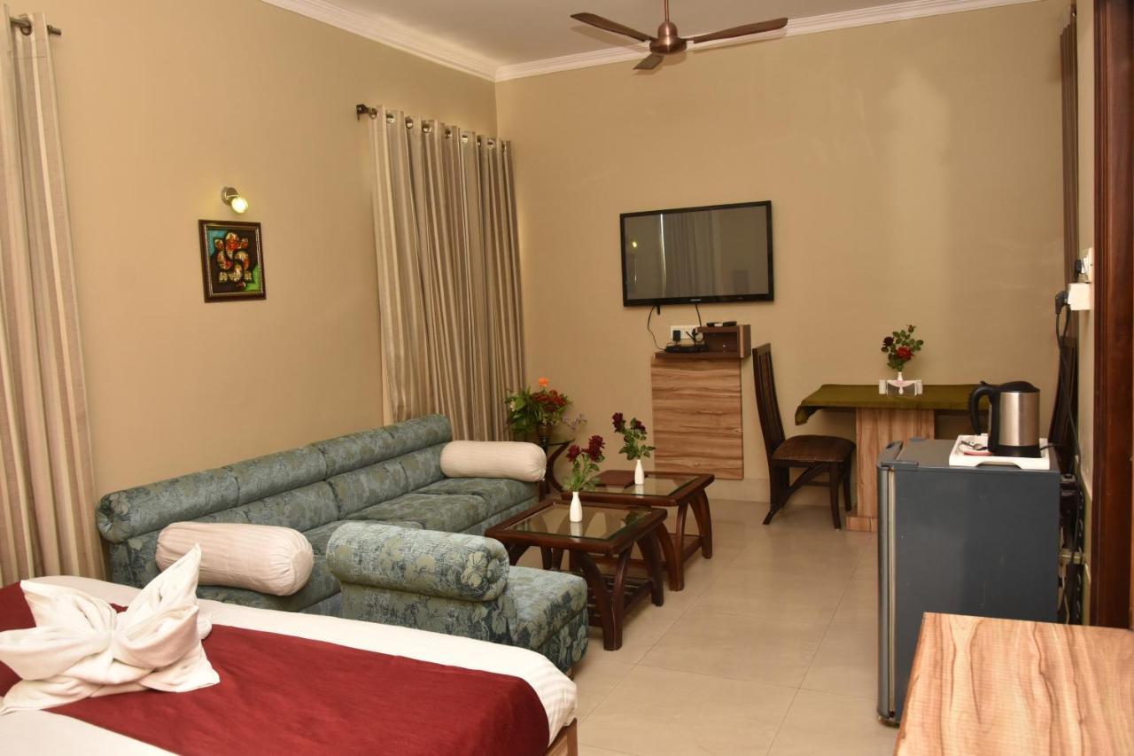 Hotel Vibhav Harsh Varanasi Exteriör bild